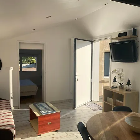 Des Tuileries Дом отдыха *