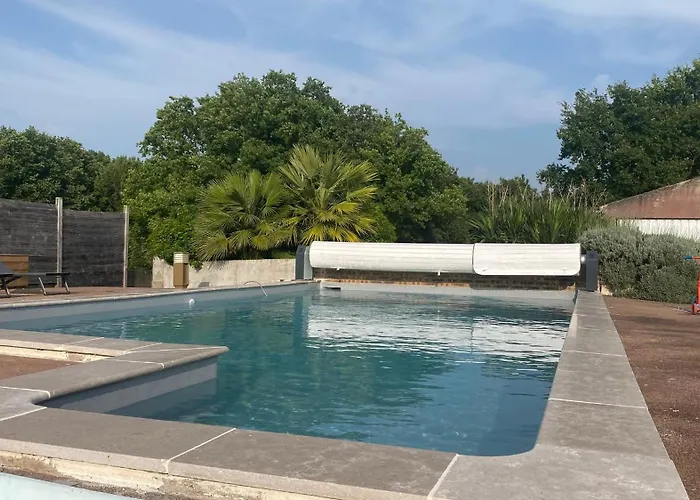 Des Tuileries * Monnieres (Loire-Atlantique)